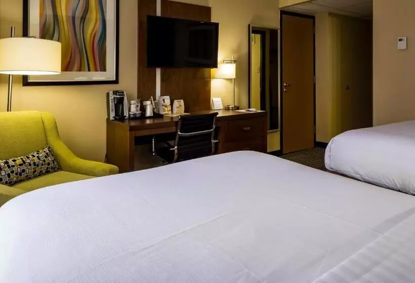 ２ダブルベッドのスタンダードルーム, Holiday Inn Houston Downtown, An Ihg