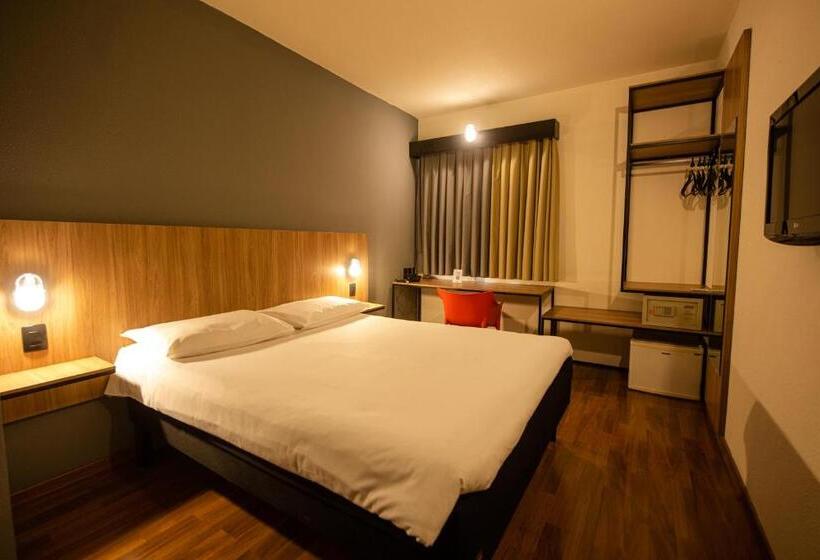 スタンダードルーム, Ibis Betim