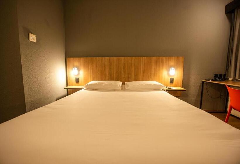 スタンダードルーム, Ibis Betim