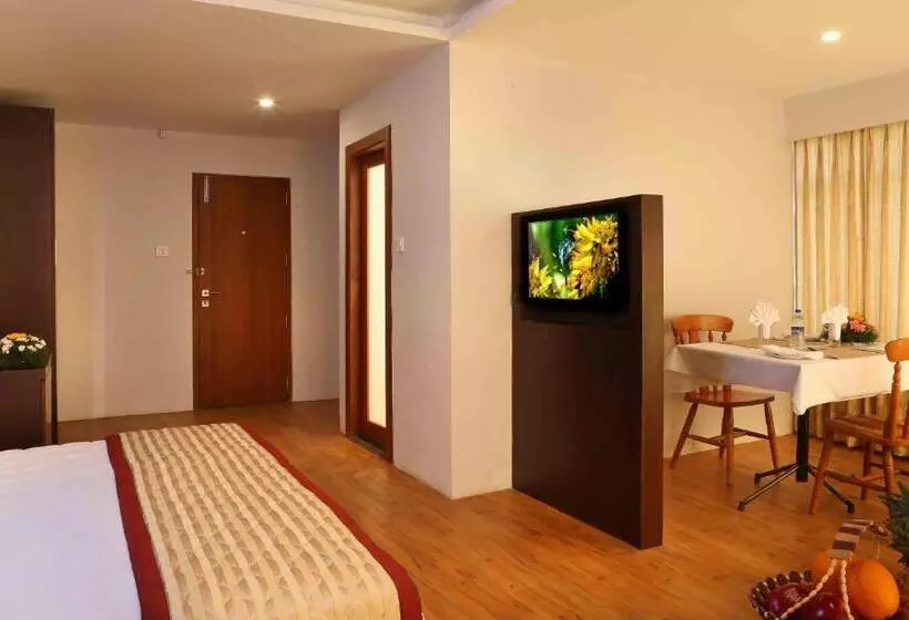 Superior Kamer, Red Sparrow