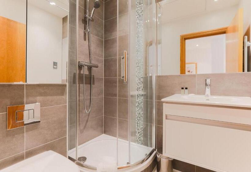 豪华工作室, Stayinn Monument