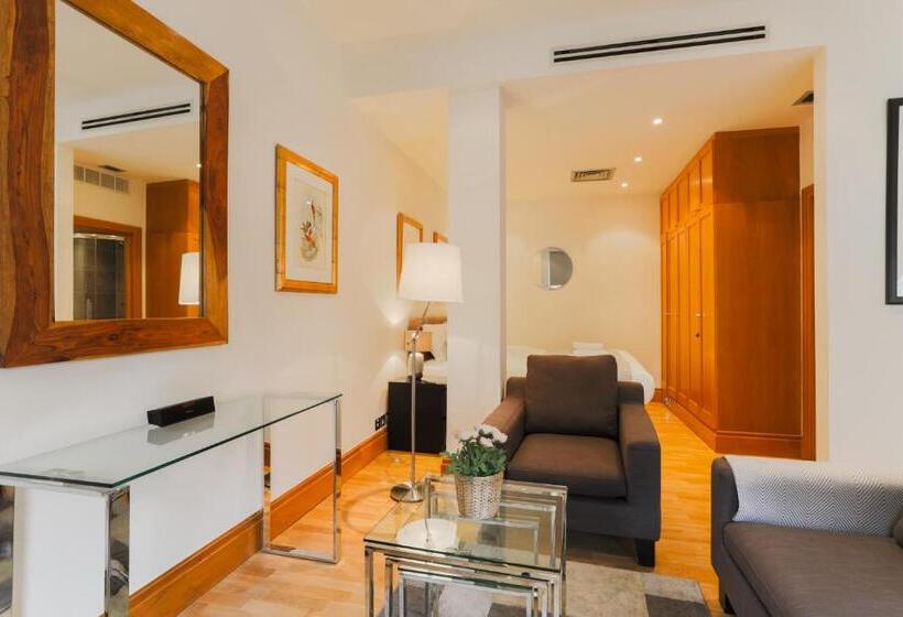 豪华工作室, Stayinn Monument