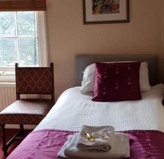 غرفة قياسية فردية, The Inn On The Green