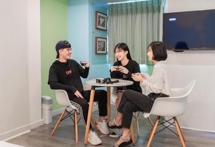 패밀리 룸, The Tint At Phuket Town   Sha Plus