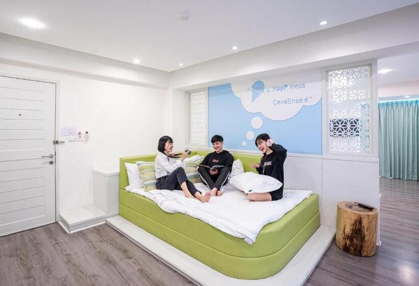 패밀리 룸, The Tint At Phuket Town   Sha Plus