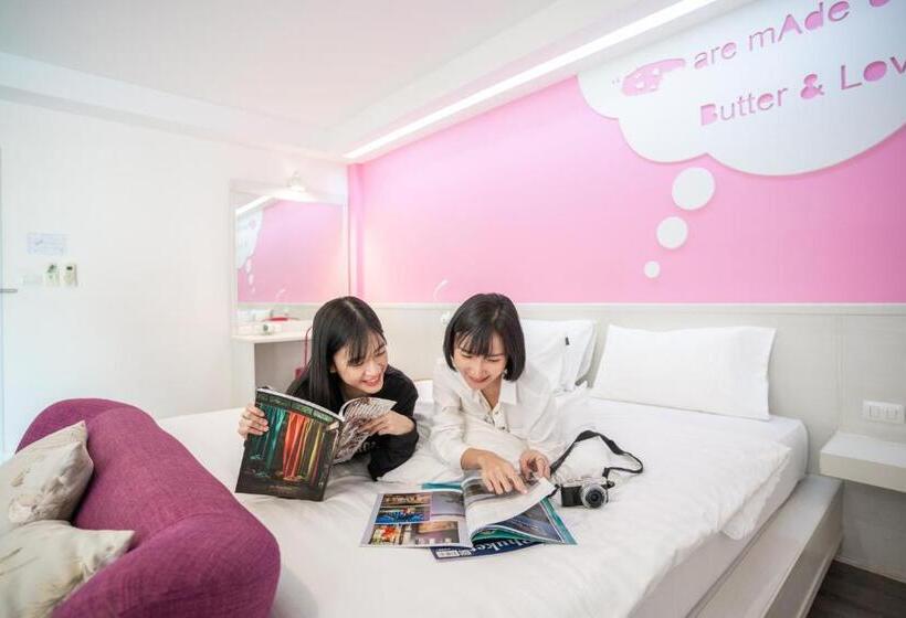 디럭스 룸, The Tint At Phuket Town   Sha Plus