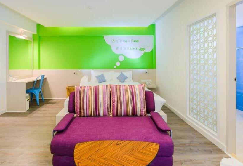 디럭스 룸, The Tint At Phuket Town   Sha Plus