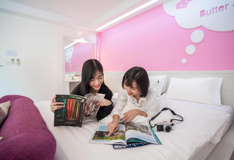 디럭스 룸, The Tint At Phuket Town   Sha Plus