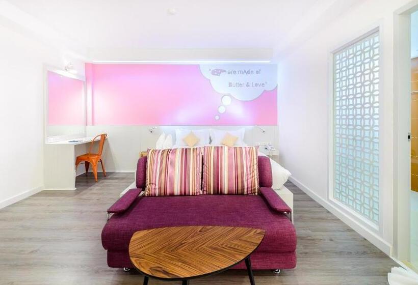 디럭스 룸, The Tint At Phuket Town   Sha Plus