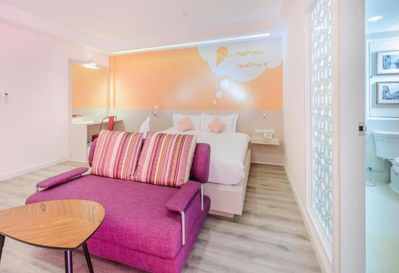 디럭스 룸, The Tint At Phuket Town   Sha Plus