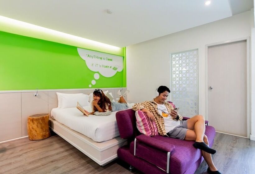 디럭스 룸, The Tint At Phuket Town   Sha Plus