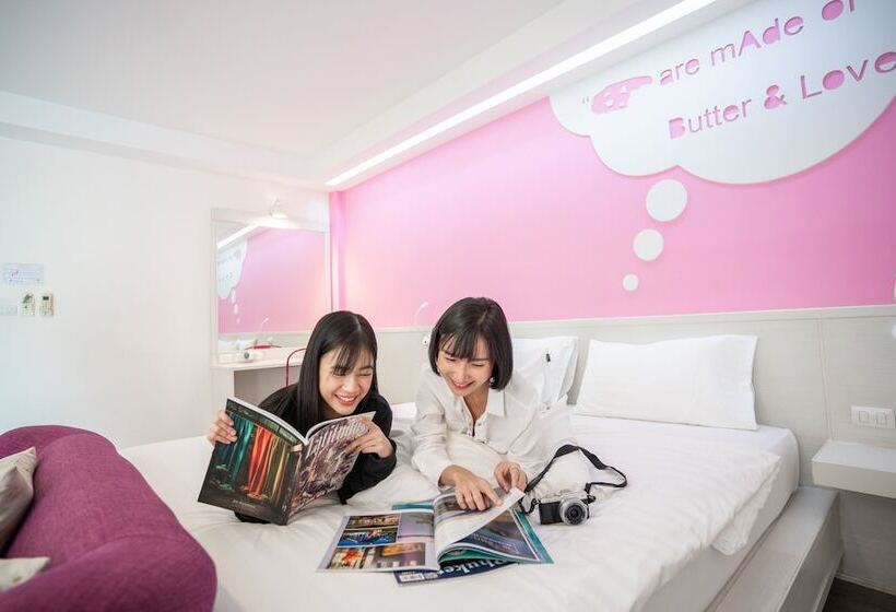 디럭스 룸, The Tint At Phuket Town   Sha Plus