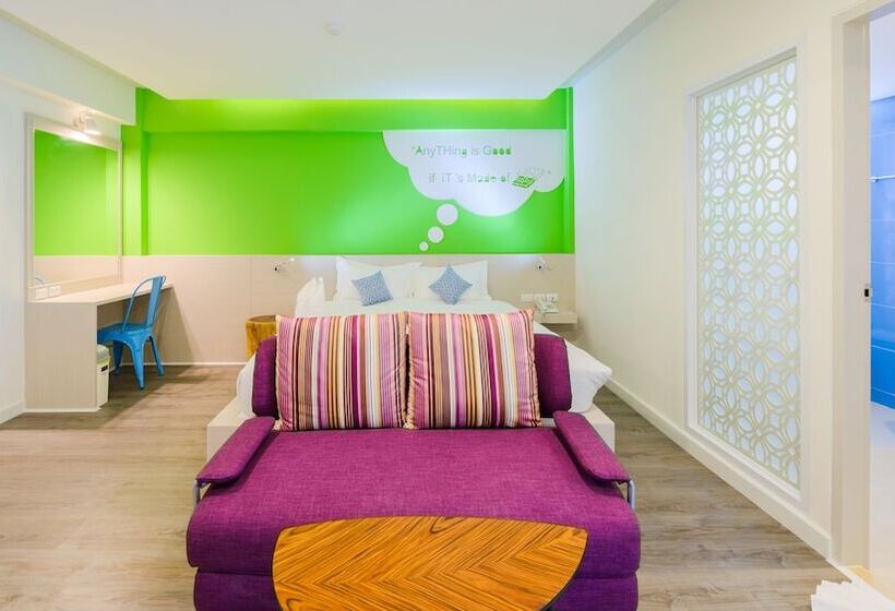 디럭스 룸, The Tint At Phuket Town   Sha Plus