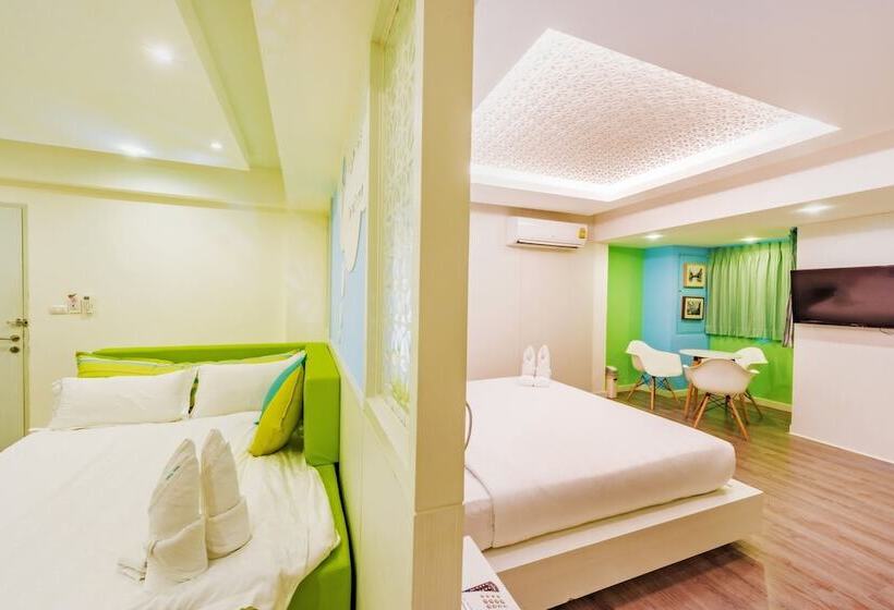 패밀리 룸, The Tint At Phuket Town   Sha Plus