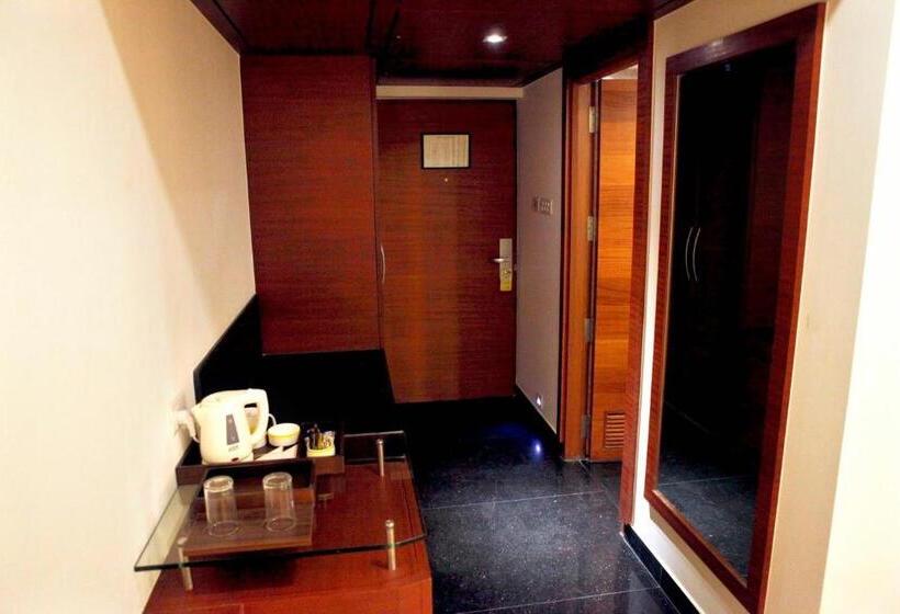 商务房间, Lemon Tree Hotel Shimona Chennai