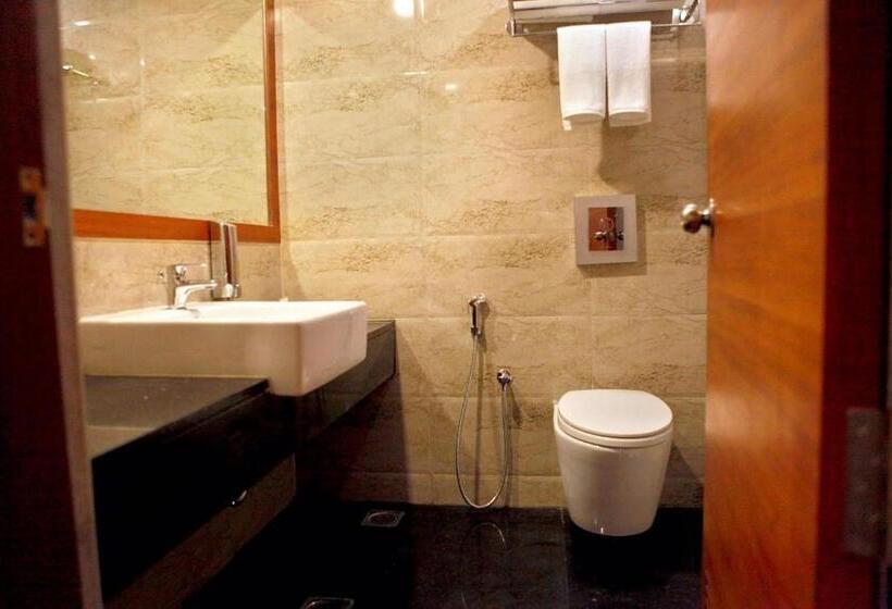 غرفة بيزنس, Lemon Tree Hotel Shimona Chennai