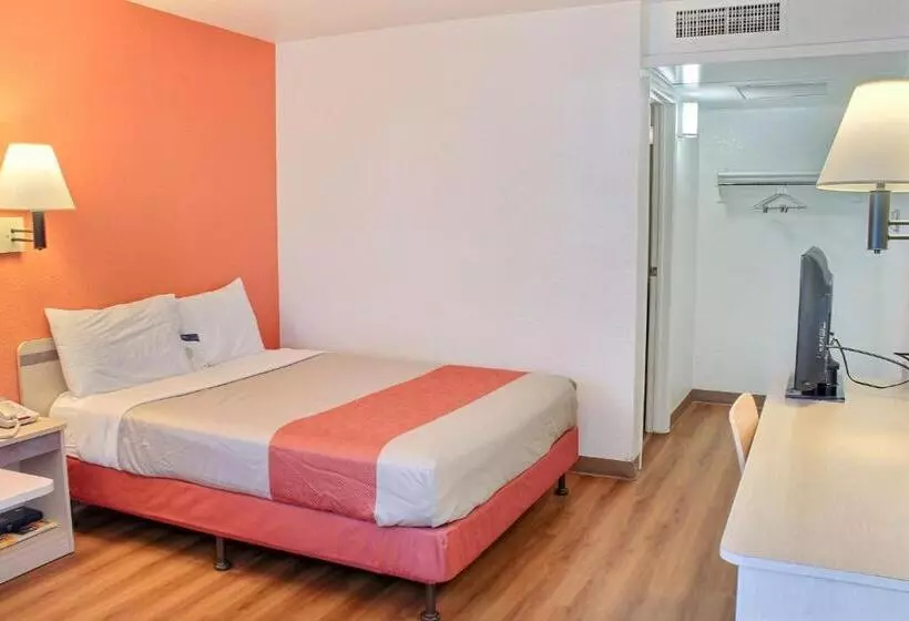 Standard-huone, Motel 6 Atascadero, Ca