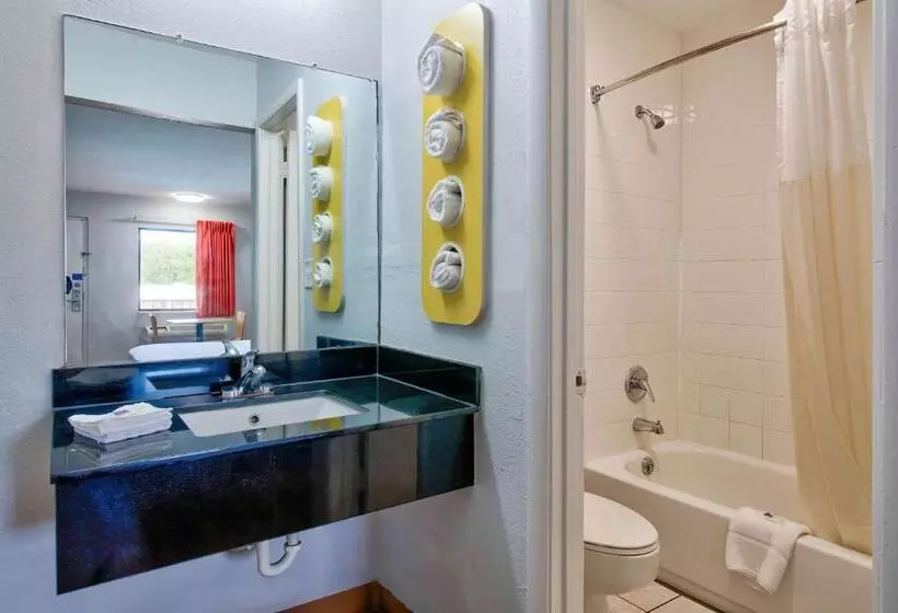 اتاق استاندارد, Motel 6 Gainesville, Ga