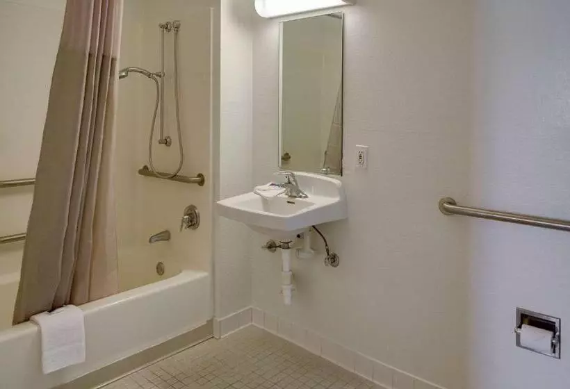 スタンダード４人部屋, Motel 6 Gulfport, Ms Airport