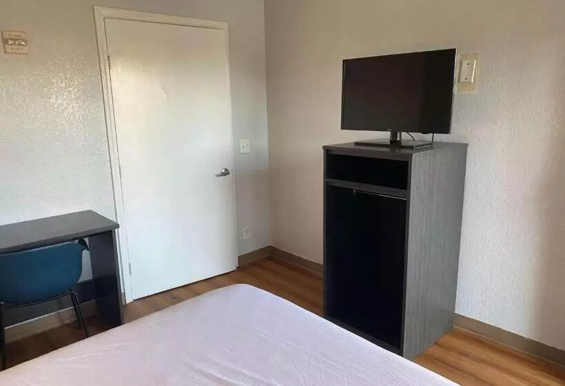身障者適用スタンダードルーム, Motel 6 Gulfport, Ms Airport