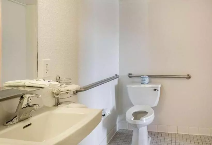 身障者適用スタンダードルーム, Motel 6 Mojave, Ca