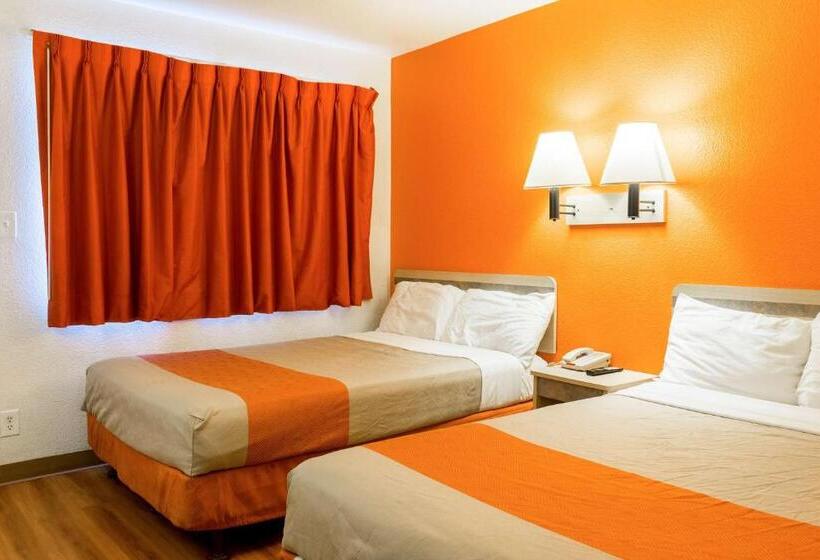 スタンダード4人部屋, Motel 6 Mojave, Ca