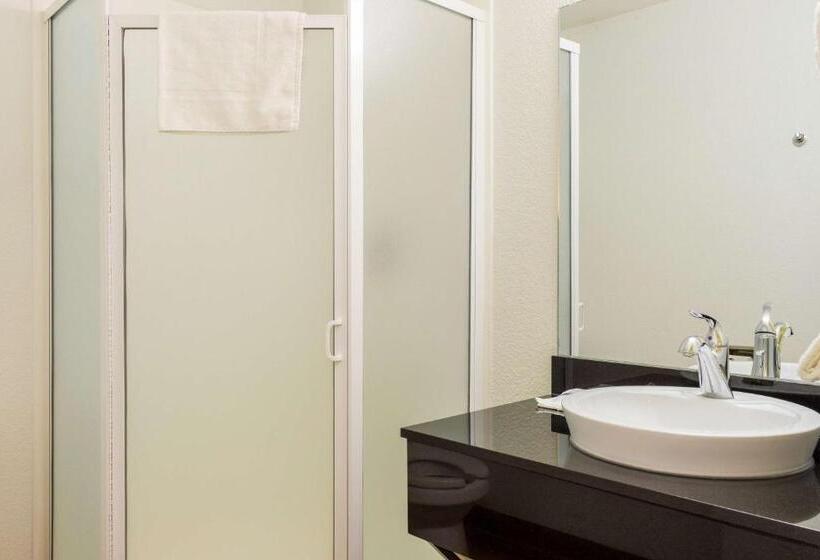 スタンダード4人部屋, Motel 6 Mojave, Ca