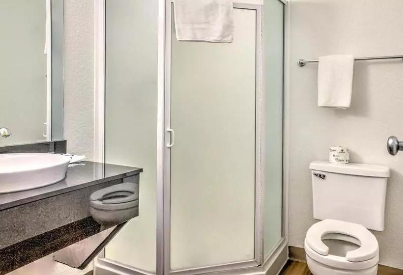 デラックスルーム, Motel 6 Mojave, Ca