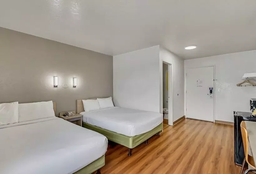 ２ダブルベッドのスタンダードルーム, Motel 6 Ogden, Utdowntown