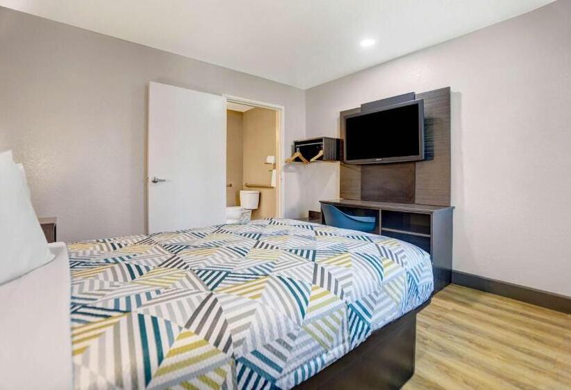 キングサイズベッドのデラックスルーム, Motel 6 San Bernardino, Ca   North