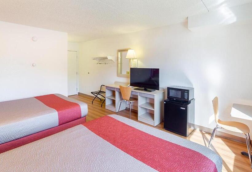 غرفة قياسية لذوى الاحتياجات الخاصة, Motel 6spokane, Wa  East