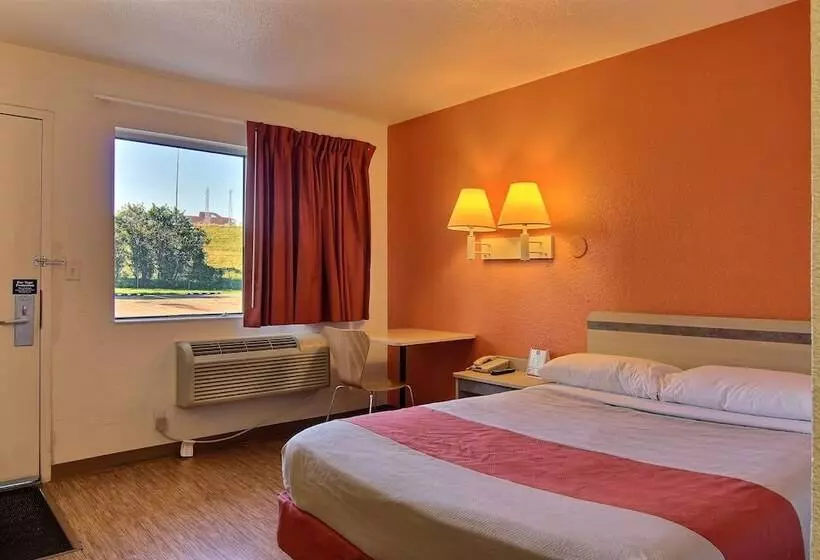 デラックスルーム, Motel 6 Bismarck, Nd