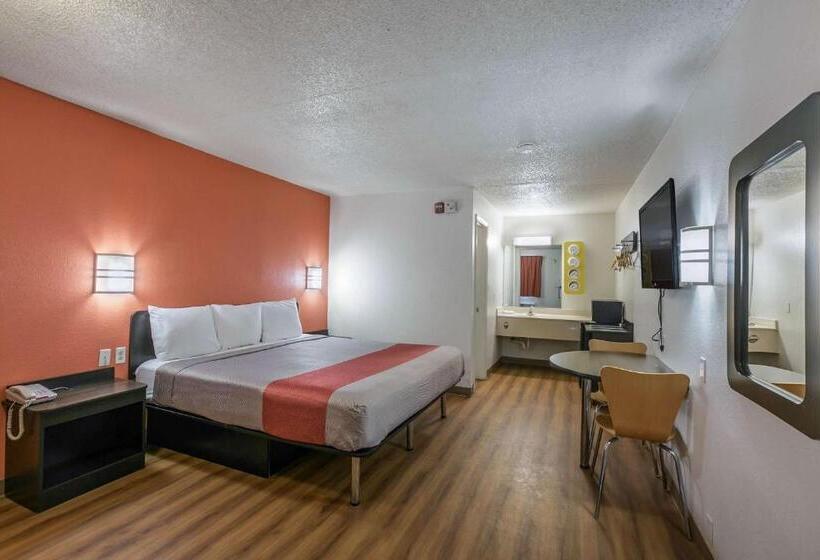 身障者適用キングサイズベッドルーム, Motel 6 dothan, Al