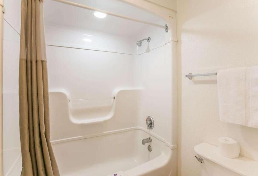 デラックスの4人部屋, Motel 6 dothan, Al