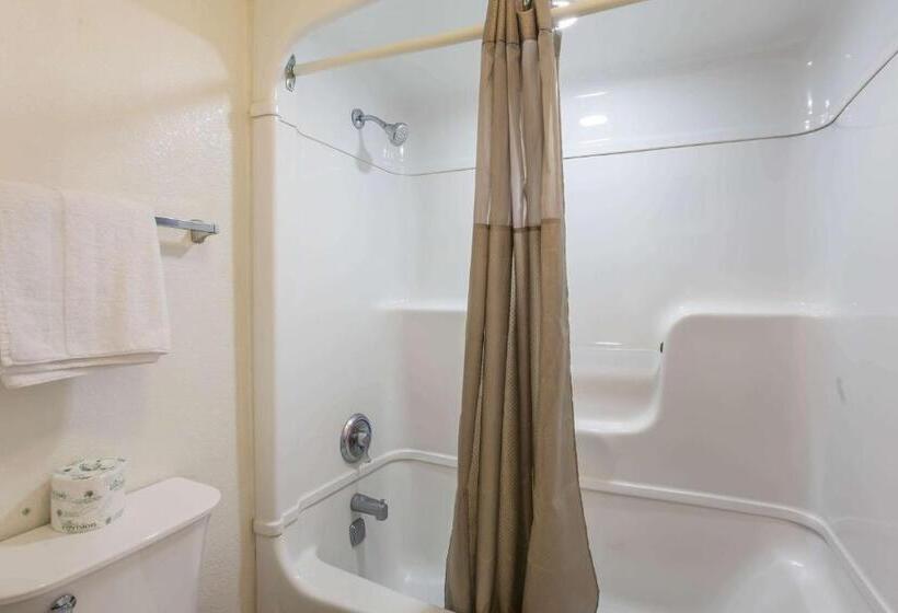 デラックスの4人部屋, Motel 6 dothan, Al