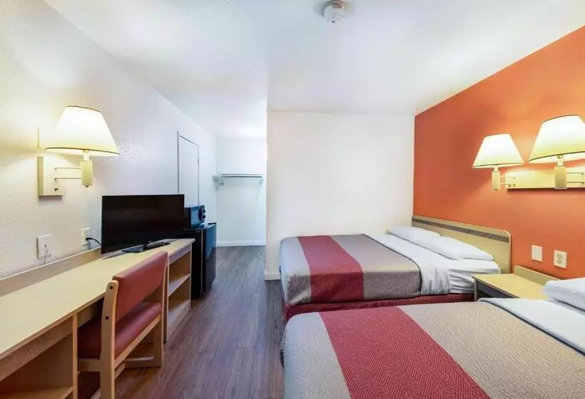 デラックスの4人部屋, Motel 6 Greenville, Tx