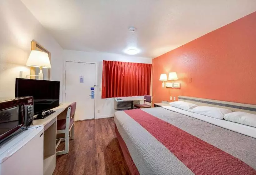 デラックスの4人部屋, Motel 6 Greenville, Tx
