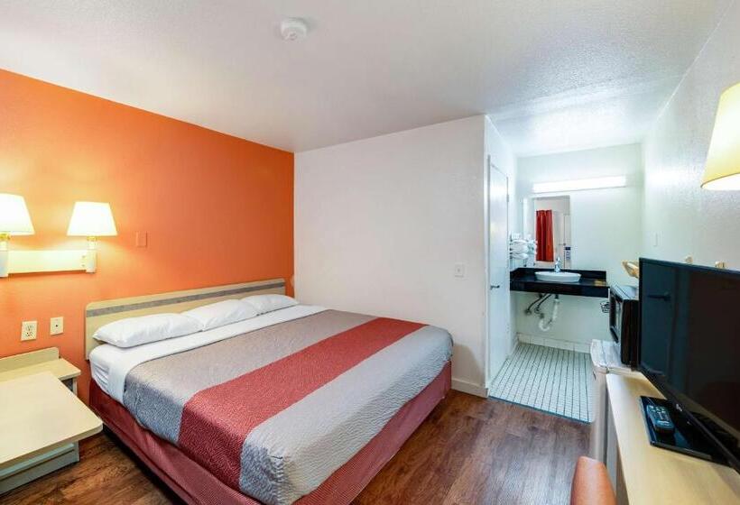 Номер Стандарт Кровать Кинг Адаптированный для Инвалидов, Motel 6 Greenville, Tx
