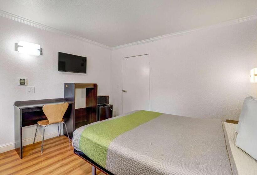 Номер Стандарт Адаптированный для Инвалидов, Motel 6king City, Ca