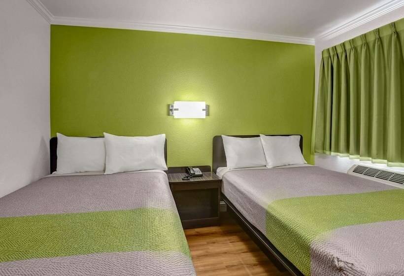 Номер Deluxe, Motel 6king City, Ca