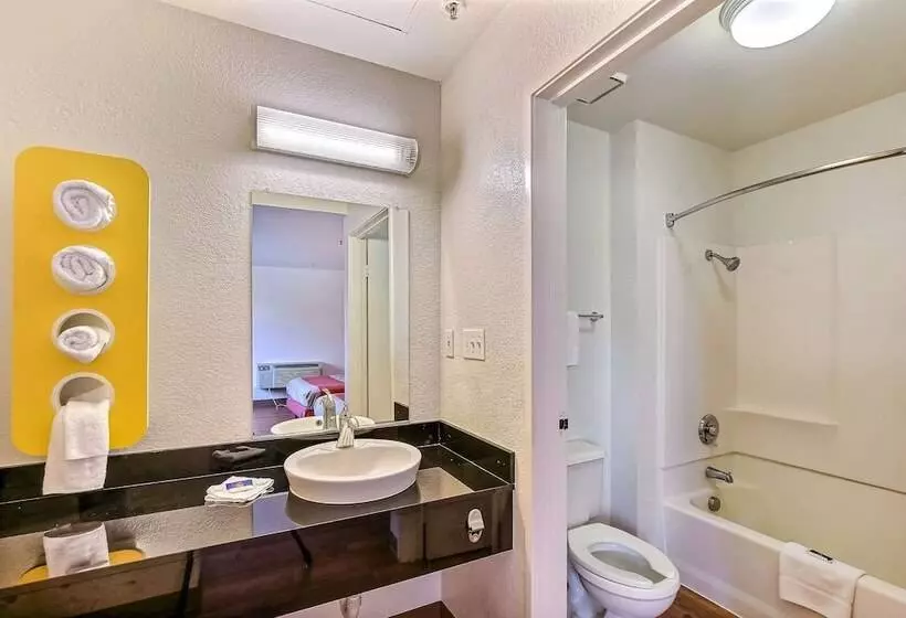 デラックスルーム, Motel 6pinole, Ca