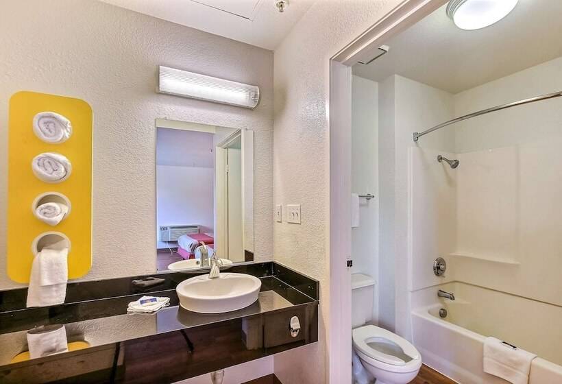 Люкс, Motel 6pinole, Ca