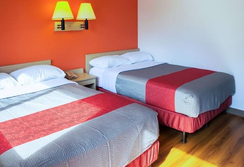Номер Стандарт 2 Двуспальные Кровати, Motel 6porterville, Ca
