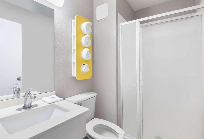 غرفة ديلوكس رباعية, Motel 6 Woodland, Ca Sacramento Airport