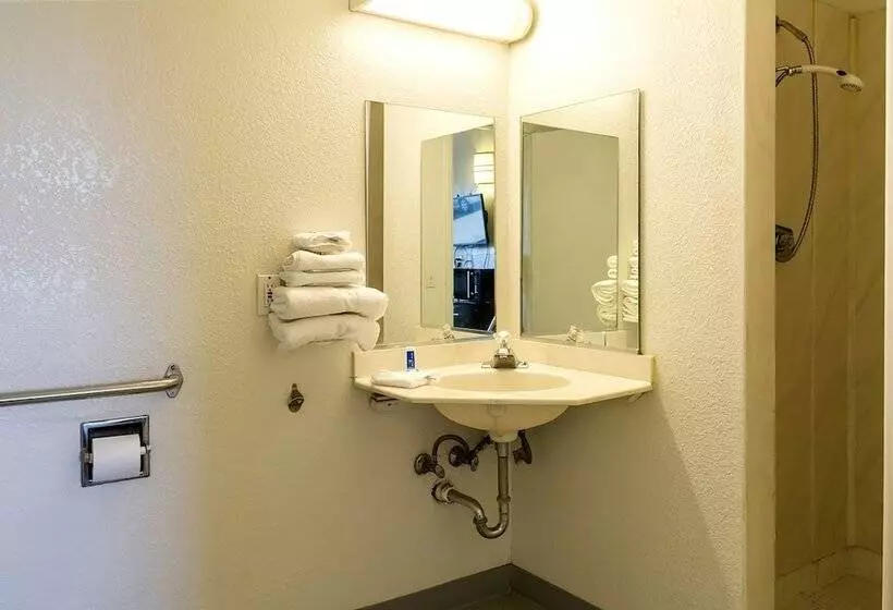 Standard-huone 2 Parivuodetta, Express Inn Near Columbus Airport