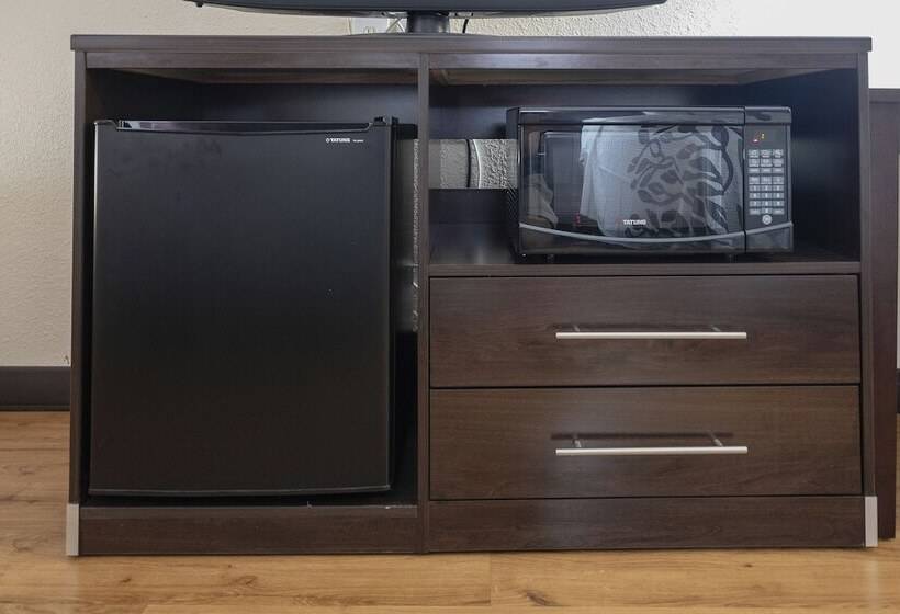 障害者適応デラックスルーム, Red Roof Inn Roanoke Rapids