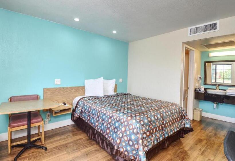 스탠다드 룸, Vagabond Inn Buttonwillow North I 5