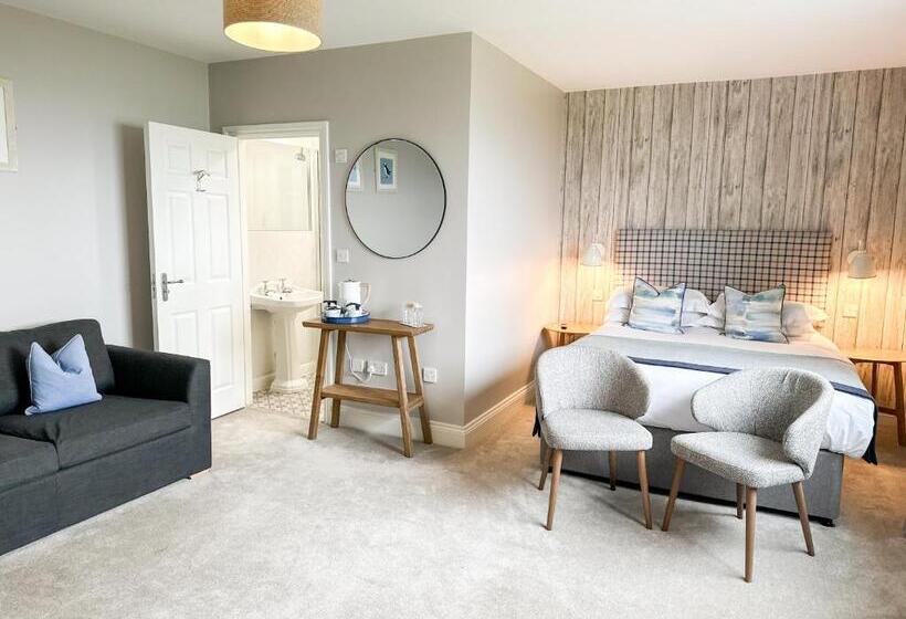 デラックスファミリールーム, Beach House