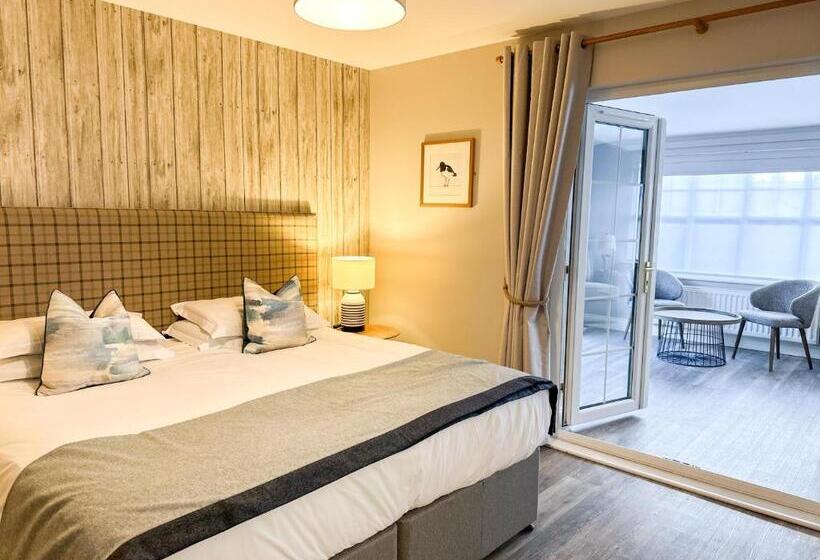 デラックススイート, Beach House