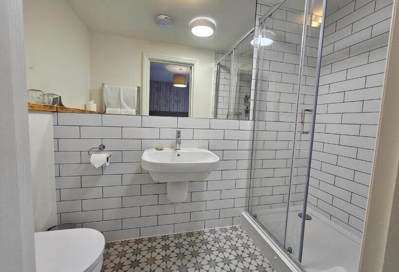 クラシックルーム, Beach House